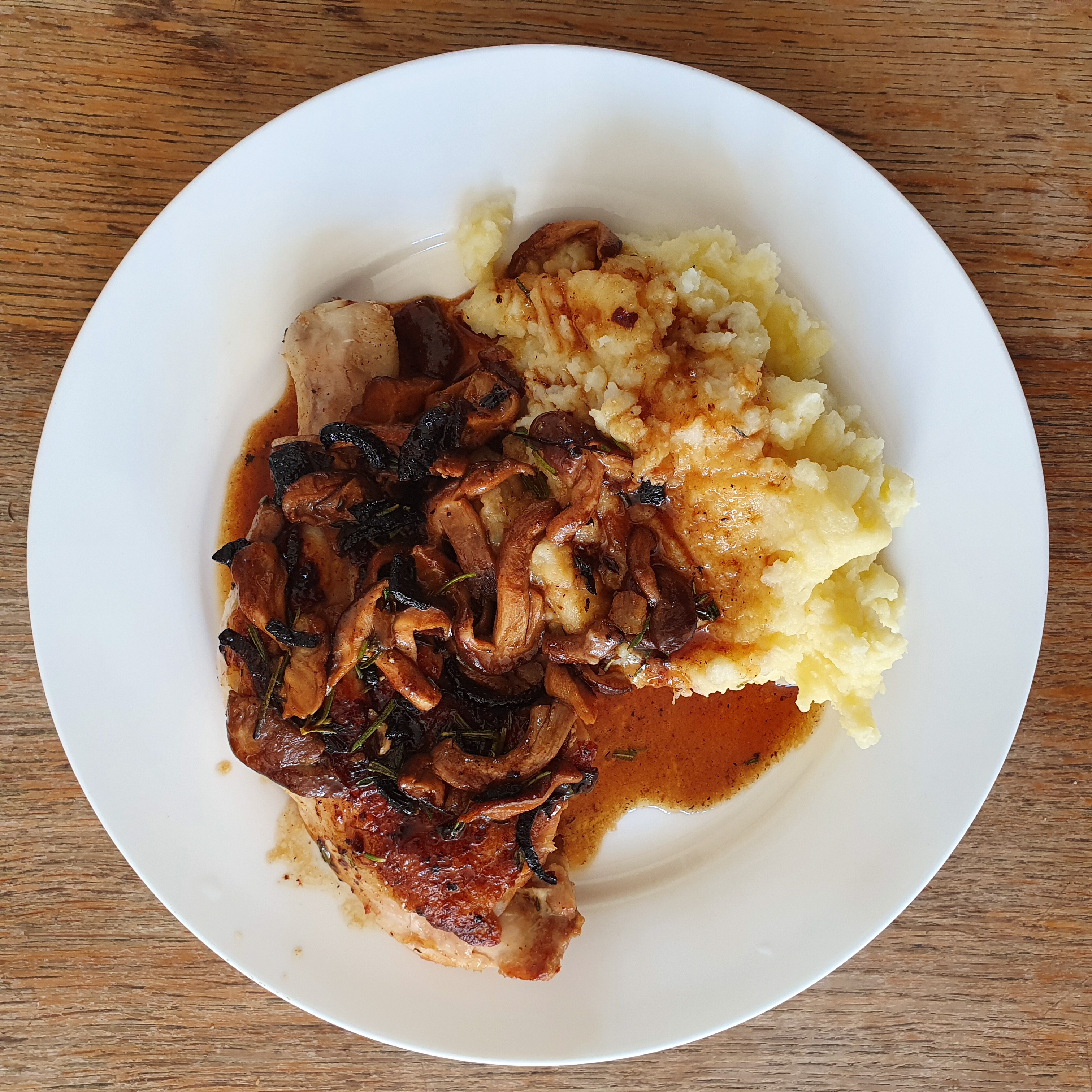 bagels /chicken_with_pan_sauce.jpg